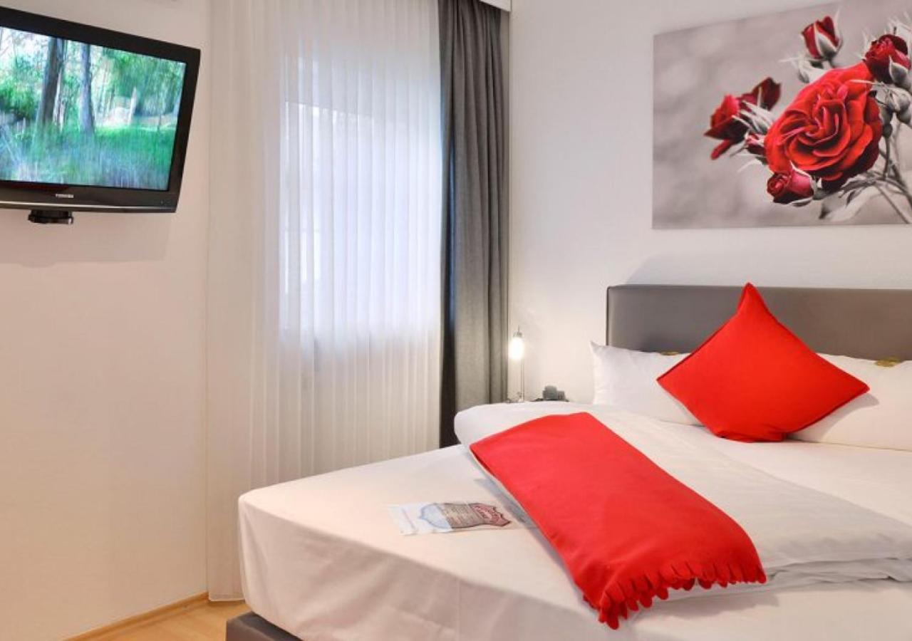 Hotel Rosenhof Gmbh Ramstein-Miesenbach Extérieur photo