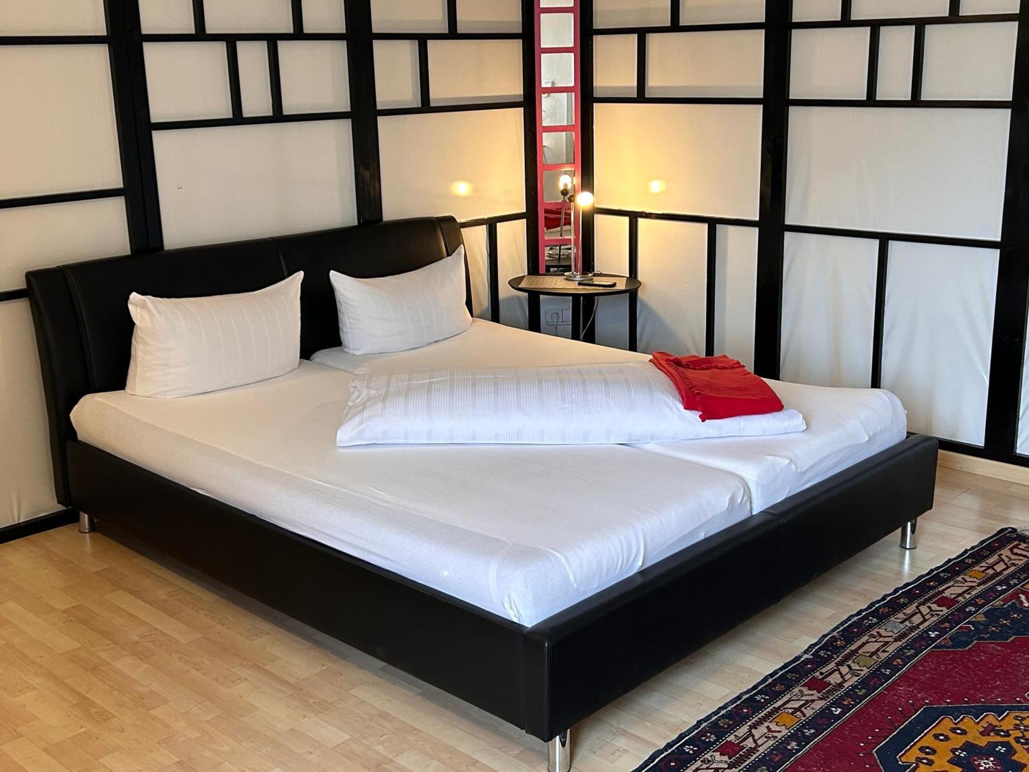 Hotel Rosenhof Gmbh Ramstein-Miesenbach Extérieur photo